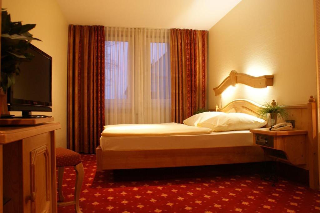 Hotel Kronprinz Garni Minden (North Rhine-Westphalia) Quarto foto