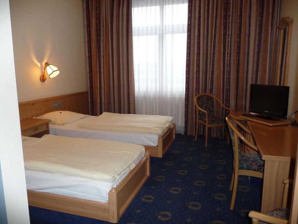 Hotel Kronprinz Garni Minden (North Rhine-Westphalia) Quarto foto