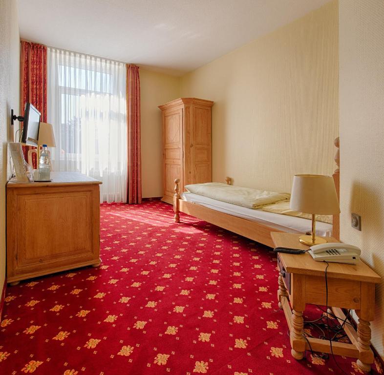 Hotel Kronprinz Garni Minden (North Rhine-Westphalia) Quarto foto